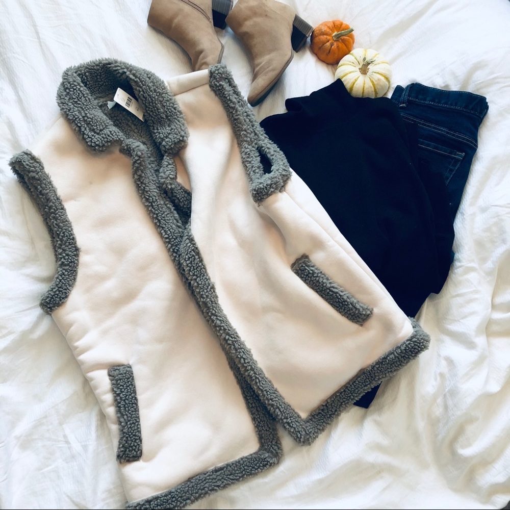 ❄️ NWT Winter Anthropologie Suede Sherpa Vest